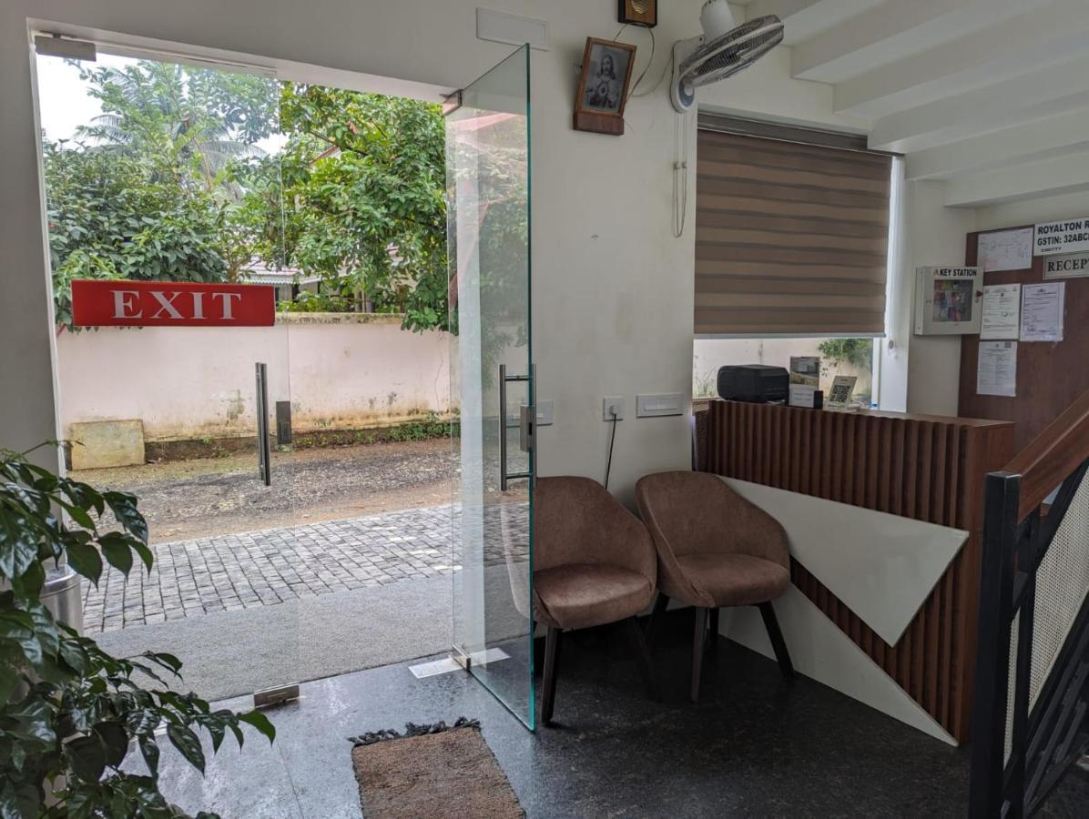 Royalton Residency Hotel Mundakāyam Exterior photo