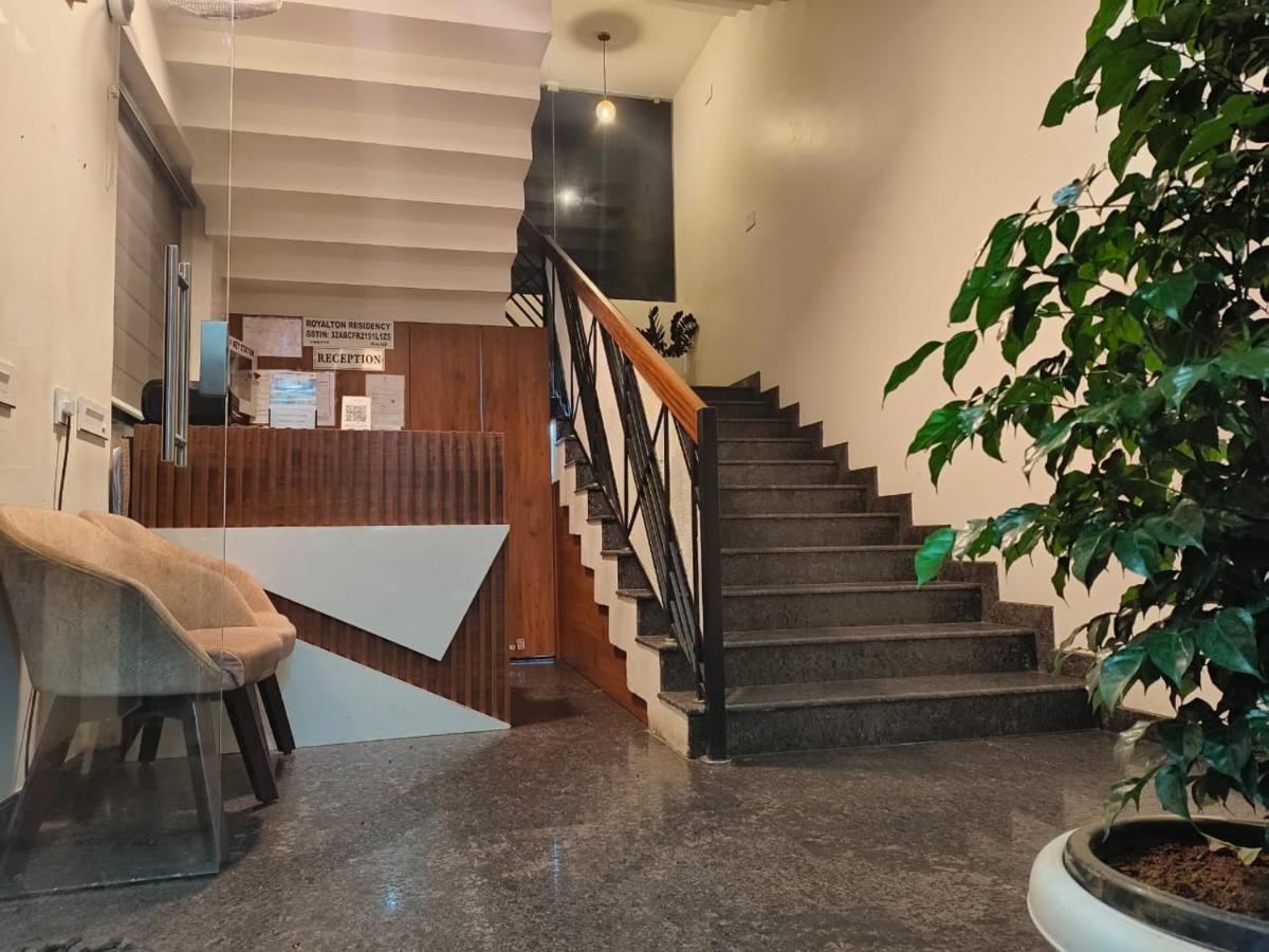 Royalton Residency Hotel Mundakāyam Exterior photo